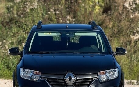 Renault Sandero II рестайлинг, 2018 год, 1 349 000 рублей, 2 фотография