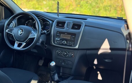 Renault Sandero II рестайлинг, 2018 год, 1 349 000 рублей, 31 фотография