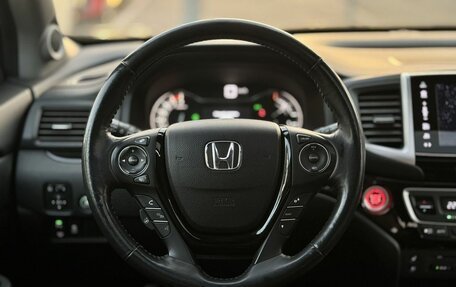 Honda Pilot III рестайлинг, 2017 год, 3 399 000 рублей, 14 фотография