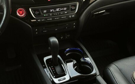 Honda Pilot III рестайлинг, 2017 год, 3 399 000 рублей, 25 фотография