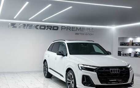 Audi Q7, 2024 год, 7 999 000 рублей, 2 фотография