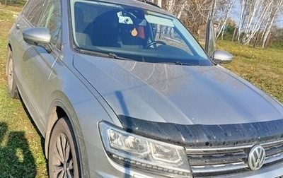Volkswagen Tiguan II, 2019 год, 3 600 000 рублей, 1 фотография