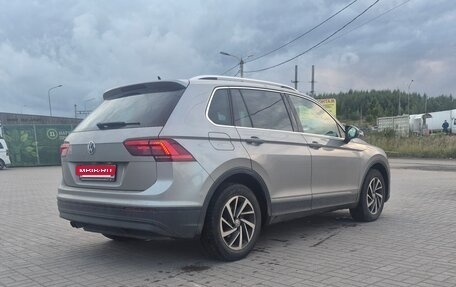 Volkswagen Tiguan II, 2018 год, 2 100 000 рублей, 5 фотография