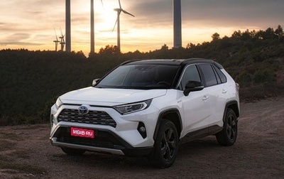 Toyota RAV4, 2021 год, 2 852 000 рублей, 1 фотография