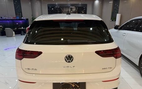 Volkswagen Golf VIII, 2022 год, 1 590 000 рублей, 7 фотография
