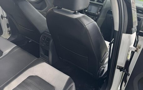 Volkswagen Jetta VI, 2015 год, 725 000 рублей, 5 фотография
