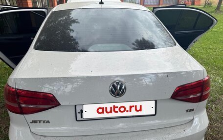 Volkswagen Jetta VI, 2015 год, 725 000 рублей, 4 фотография