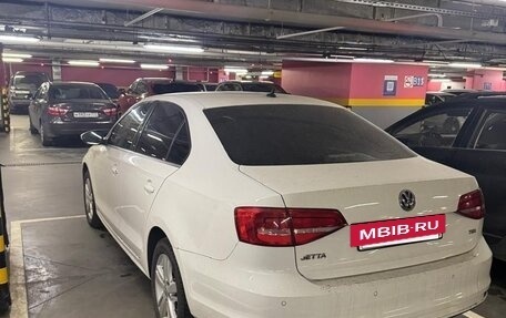 Volkswagen Jetta VI, 2015 год, 725 000 рублей, 2 фотография