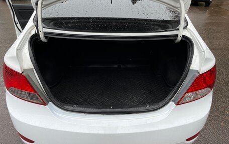 Hyundai Solaris II рестайлинг, 2013 год, 650 000 рублей, 10 фотография