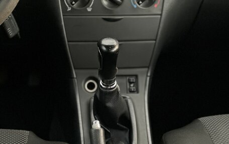Toyota Corolla, 2005 год, 550 000 рублей, 16 фотография