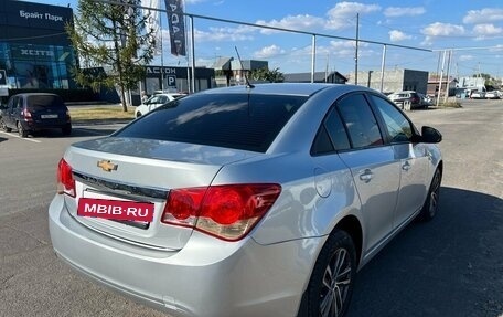 Chevrolet Cruze II, 2010 год, 730 000 рублей, 2 фотография