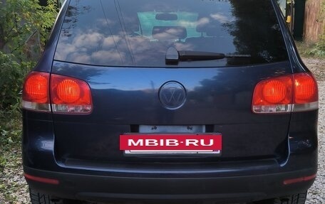 Volkswagen Touareg III, 2003 год, 400 000 рублей, 2 фотография