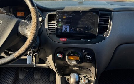 KIA Rio II, 2009 год, 315 000 рублей, 12 фотография