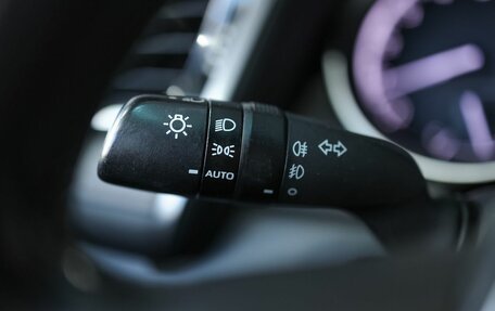 Toyota Camry, 2019 год, 2 099 000 рублей, 15 фотография