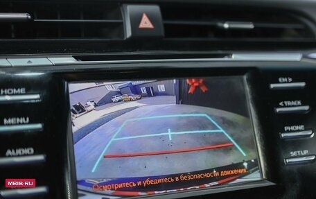 Toyota Camry, 2019 год, 2 099 000 рублей, 20 фотография