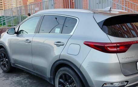 KIA Sportage IV рестайлинг, 2021 год, 2 200 000 рублей, 2 фотография