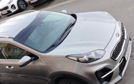 KIA Sportage IV рестайлинг, 2021 год, 2 200 000 рублей, 4 фотография