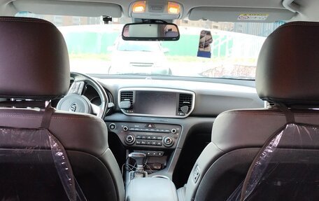 KIA Sportage IV рестайлинг, 2021 год, 2 200 000 рублей, 6 фотография