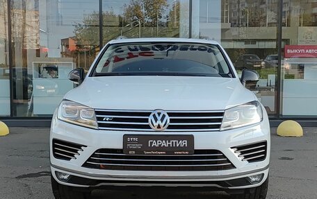 Volkswagen Touareg III, 2017 год, 3 790 000 рублей, 2 фотография
