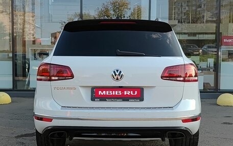 Volkswagen Touareg III, 2017 год, 3 790 000 рублей, 6 фотография