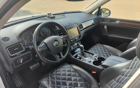 Volkswagen Touareg III, 2017 год, 3 790 000 рублей, 16 фотография