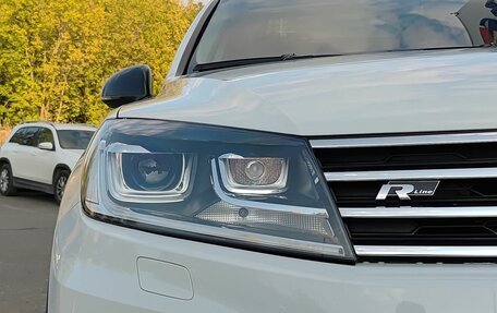 Volkswagen Touareg III, 2017 год, 3 790 000 рублей, 17 фотография
