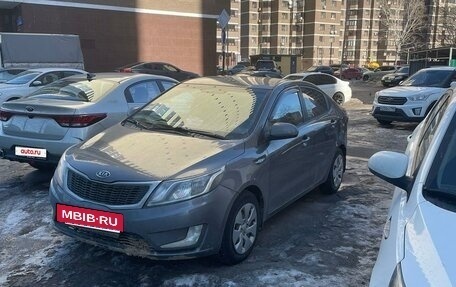 KIA Rio III рестайлинг, 2012 год, 930 000 рублей, 2 фотография