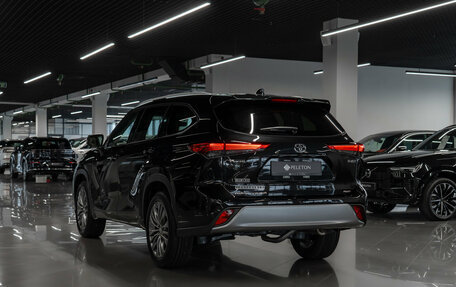 Toyota Highlander, 2026 год, 5 600 000 рублей, 5 фотография