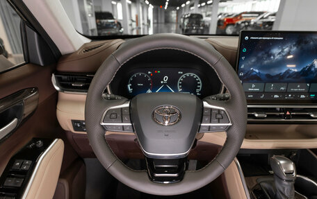 Toyota Highlander, 2026 год, 5 600 000 рублей, 11 фотография