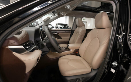 Toyota Highlander, 2026 год, 5 600 000 рублей, 9 фотография