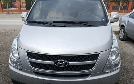 Hyundai Grand Starex Grand Starex I рестайлинг 2, 2010 год, 1 100 000 рублей, 7 фотография