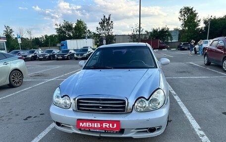 Hyundai Sonata IV рестайлинг, 2005 год, 225 000 рублей, 1 фотография