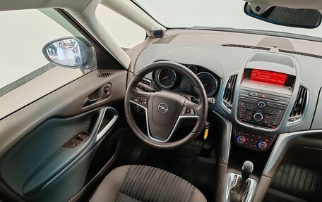 Opel Zafira C рестайлинг, 2013 год, 950 000 рублей, 31 фотография
