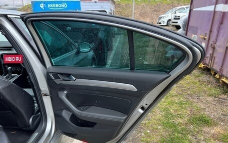 Volkswagen Passat B8 рестайлинг, 2015 год, 1 690 000 рублей, 10 фотография