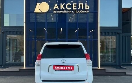 Toyota Land Cruiser Prado 150 рестайлинг 2, 2012 год, 2 499 000 рублей, 6 фотография