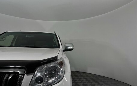 Toyota Land Cruiser Prado 150 рестайлинг 2, 2012 год, 2 499 000 рублей, 9 фотография