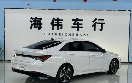 Hyundai Elantra, 2022 год, 1 440 000 рублей, 4 фотография