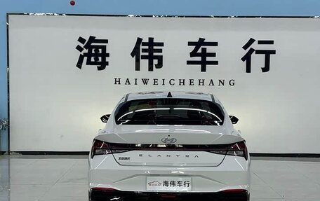 Hyundai Elantra, 2022 год, 1 440 000 рублей, 5 фотография