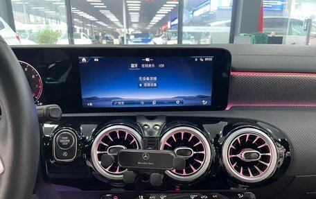 Mercedes-Benz A-Класс, 2023 год, 1 620 000 рублей, 11 фотография