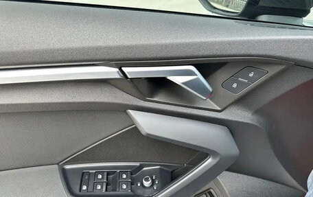 Audi A3, 2023 год, 2 350 000 рублей, 9 фотография