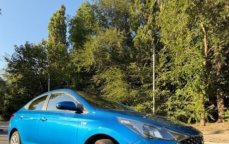 Hyundai Solaris II рестайлинг, 2020 год, 1 199 000 рублей, 4 фотография