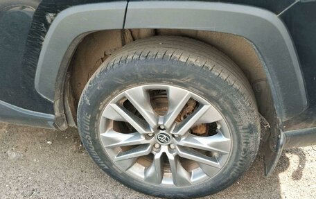 Toyota RAV4, 2021 год, 2 980 000 рублей, 11 фотография