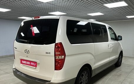 Hyundai H-1 II рестайлинг, 2013 год, 1 850 000 рублей, 5 фотография