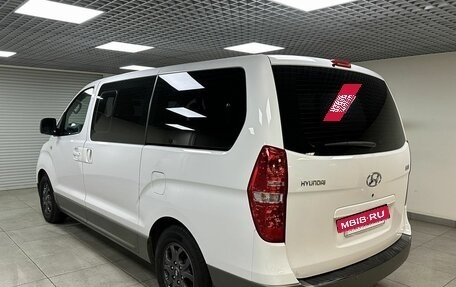 Hyundai H-1 II рестайлинг, 2013 год, 1 850 000 рублей, 7 фотография