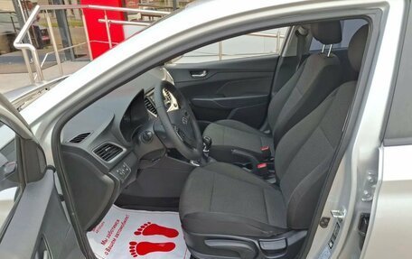 Hyundai Solaris II рестайлинг, 2018 год, 1 299 000 рублей, 8 фотография