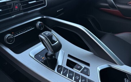 Geely Coolray I, 2022 год, 1 680 000 рублей, 16 фотография