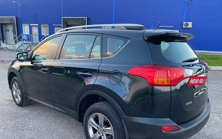 Toyota RAV4, 2015 год, 1 995 000 рублей, 2 фотография