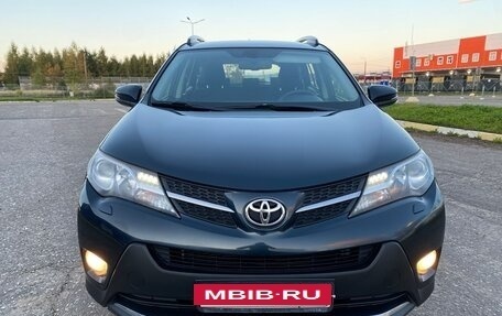 Toyota RAV4, 2015 год, 1 995 000 рублей, 7 фотография
