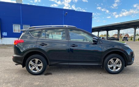 Toyota RAV4, 2015 год, 1 995 000 рублей, 30 фотография