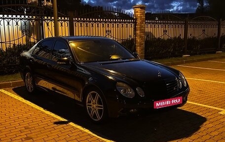 Mercedes-Benz E-Класс, 2008 год, 1 150 000 рублей, 4 фотография